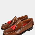 Mocassini marroni "KARICOLE" con nappine rosse