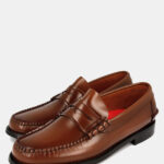 Castellanos marrón "KARICOLE" con antifaz